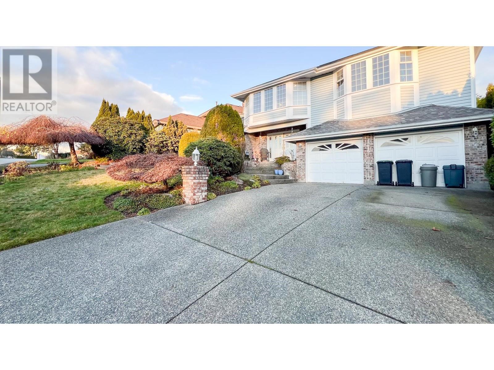 Picture of 2215 SORRENTO DRIVE