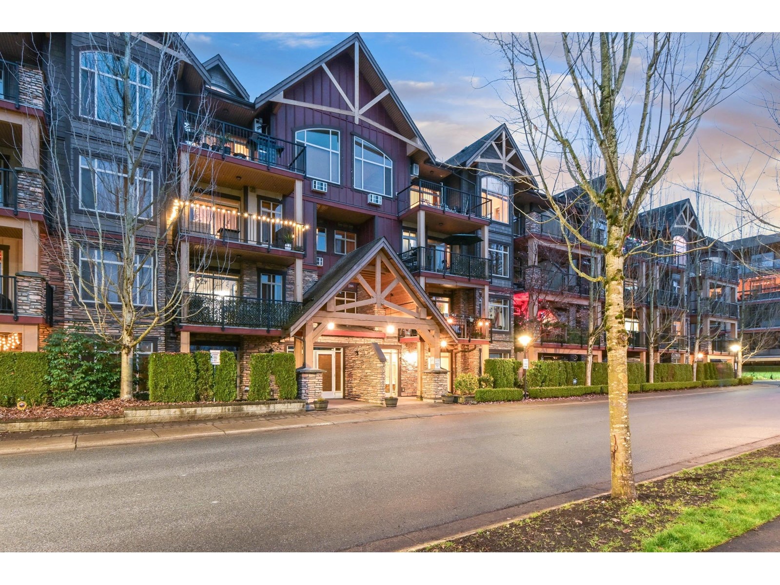 406 8328 207a Street Property Photo 1