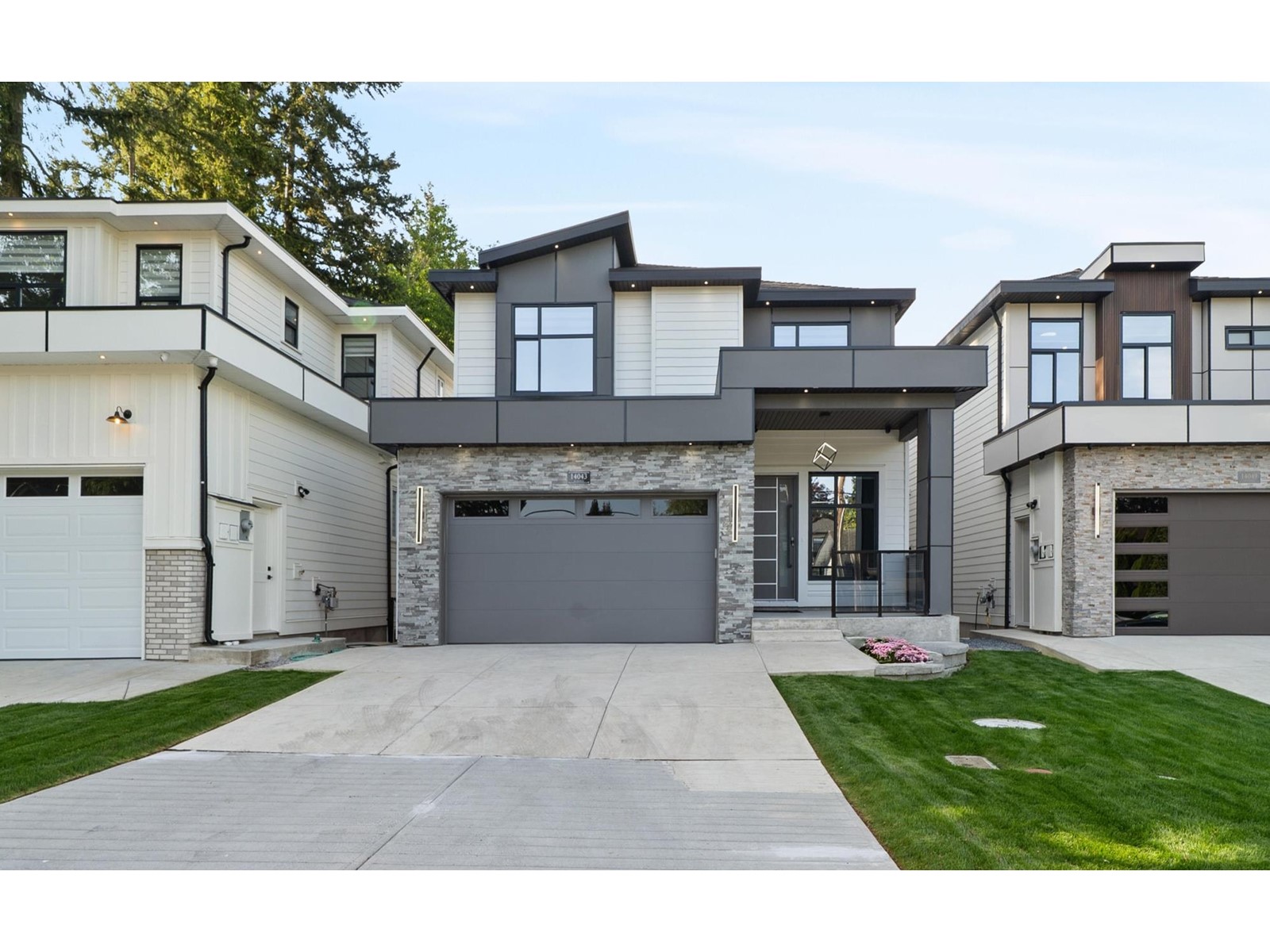 14043 80 Avenue Property Photo 1