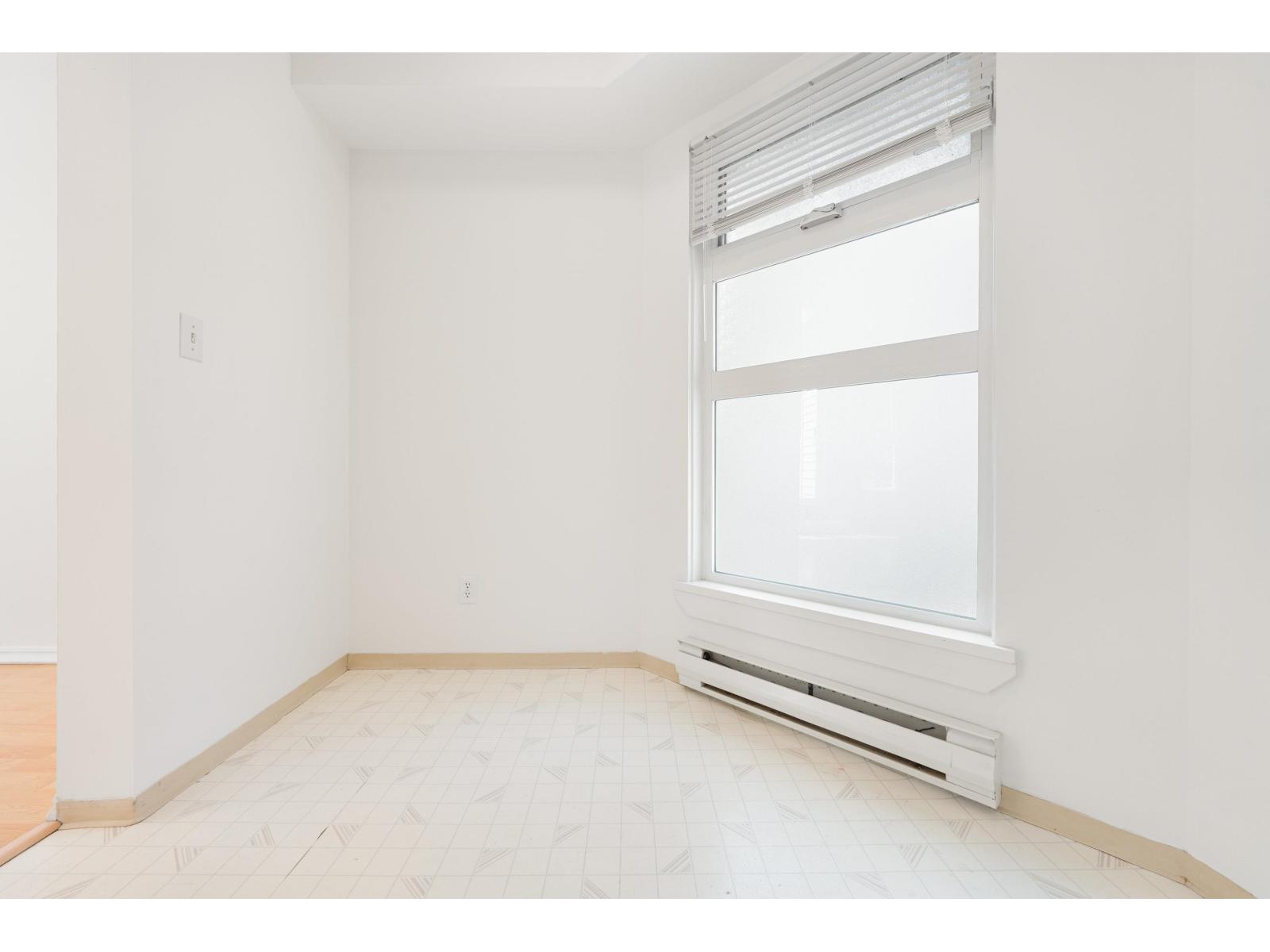 D303 9838 Whalley Boulevard Property Photo 11