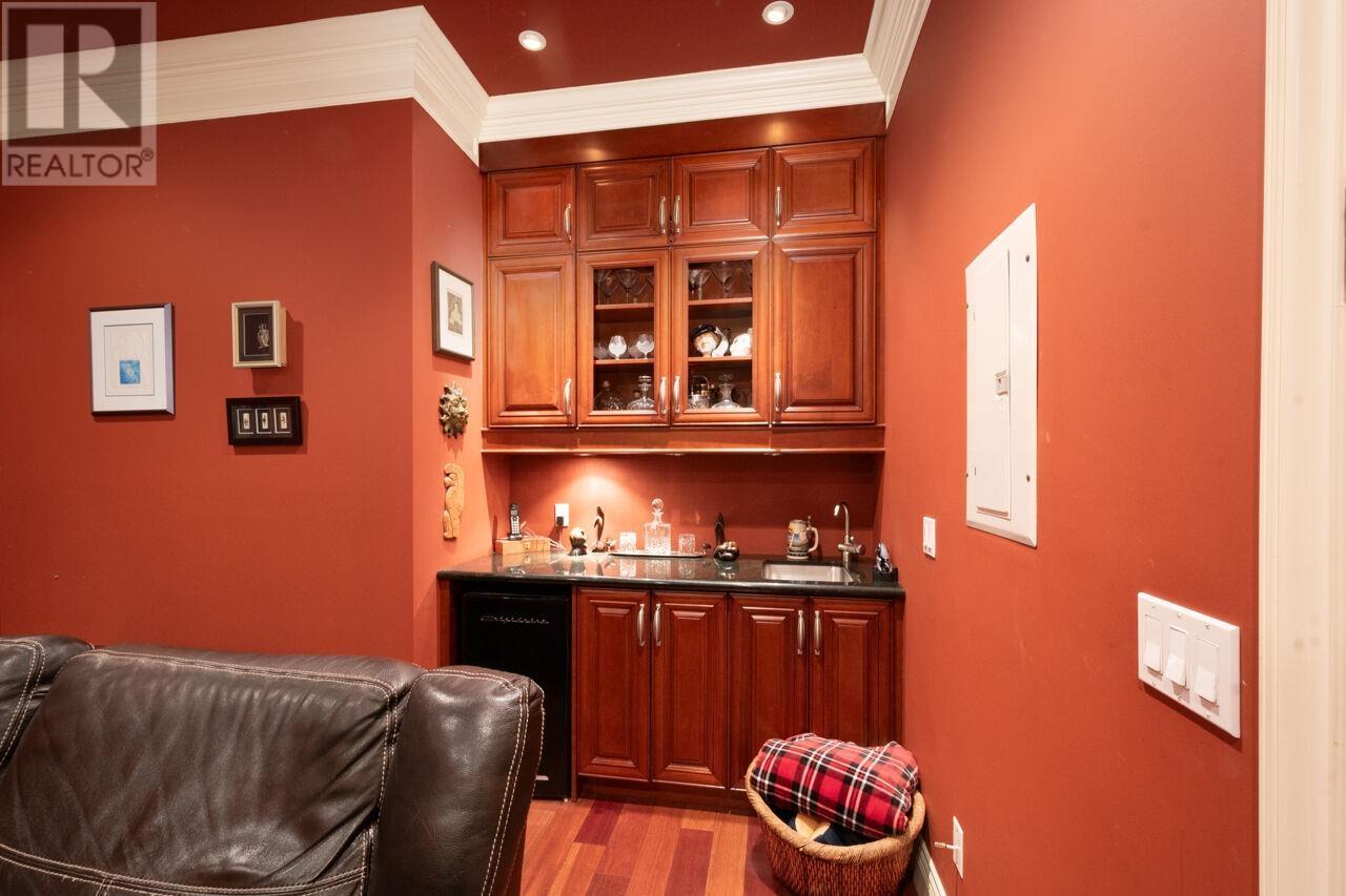 3732 Marine Avenue Property Photo 14
