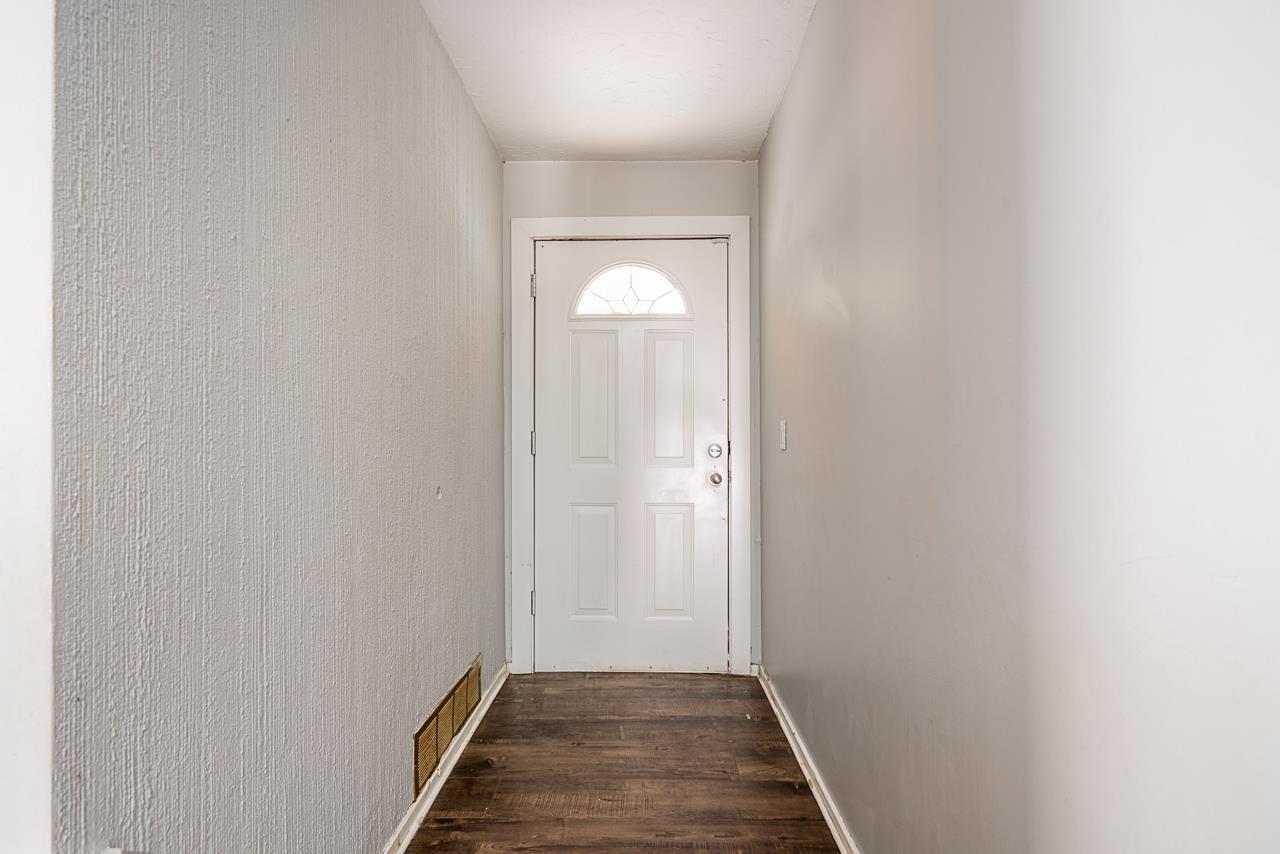 19273 80 Property Photo 6