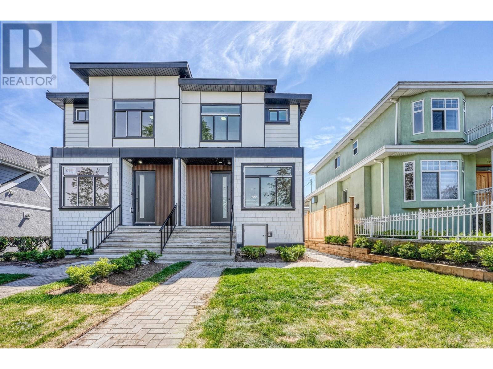 2262 NEWPORT AVENUE Property Photo 1