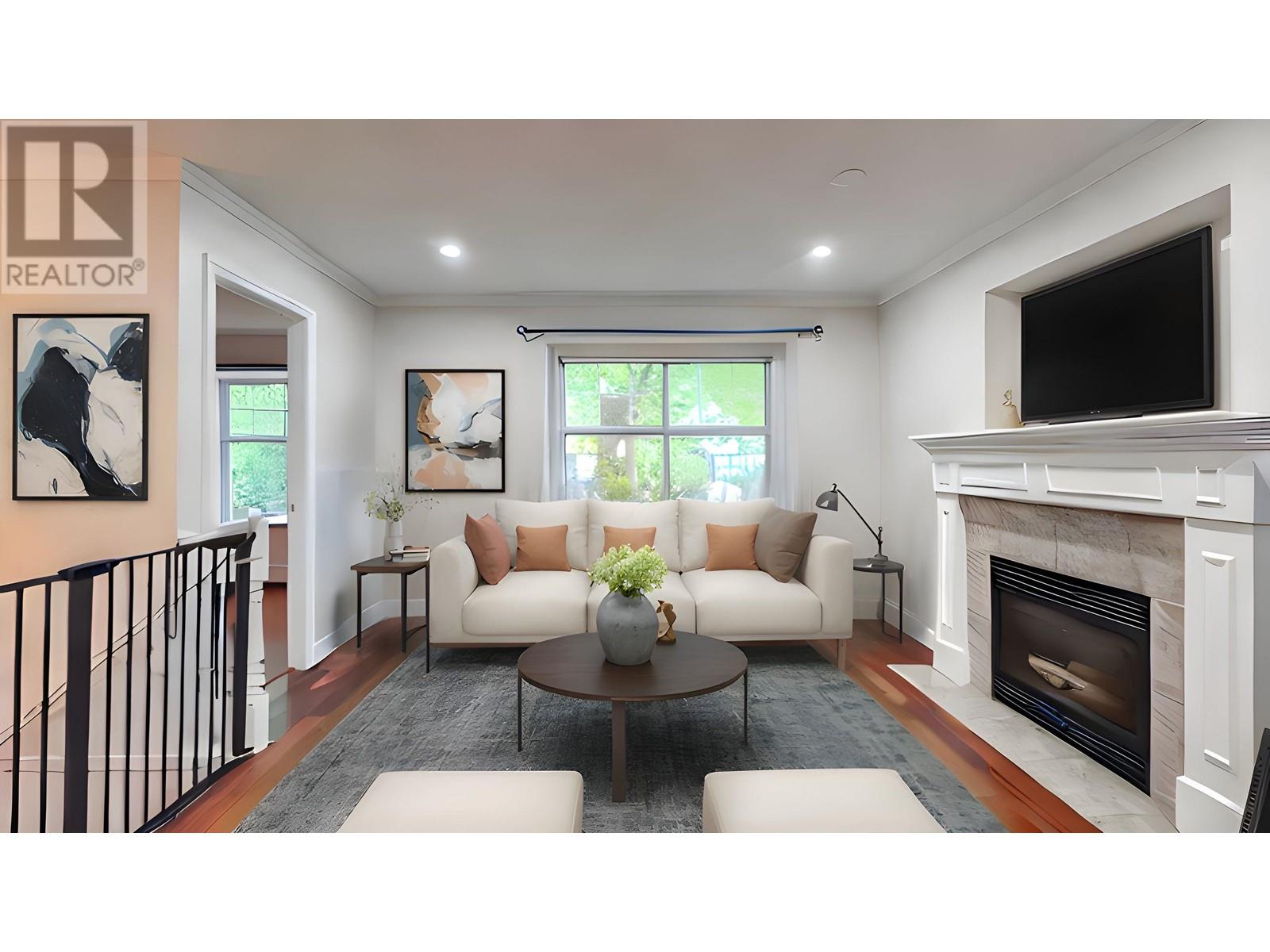 1553 Burrill Avenue Property Photo 1