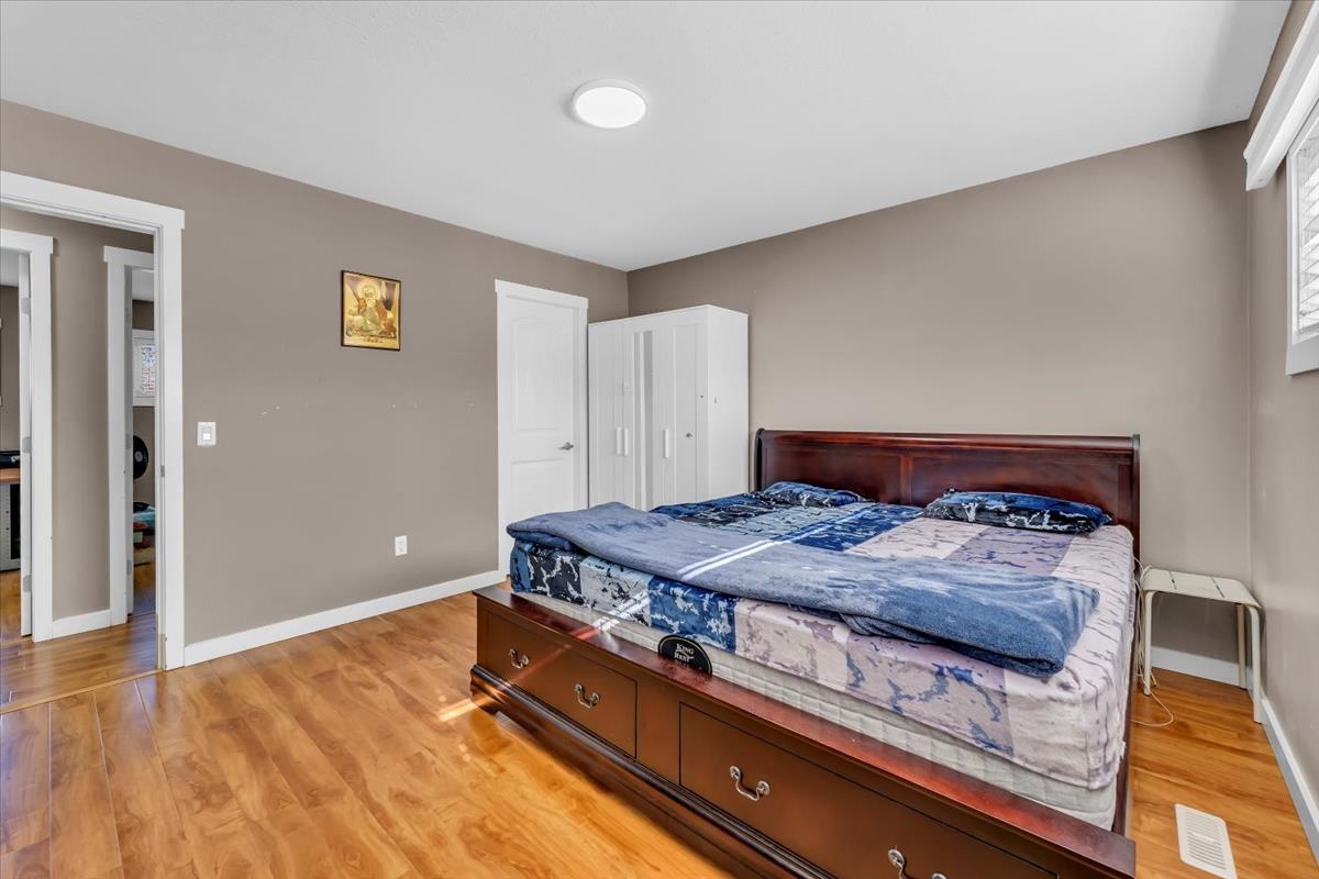 45295 Bernard Avenue Property Photo 16