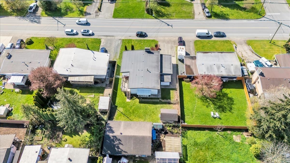 45295 Bernard Avenue Property Photo 39