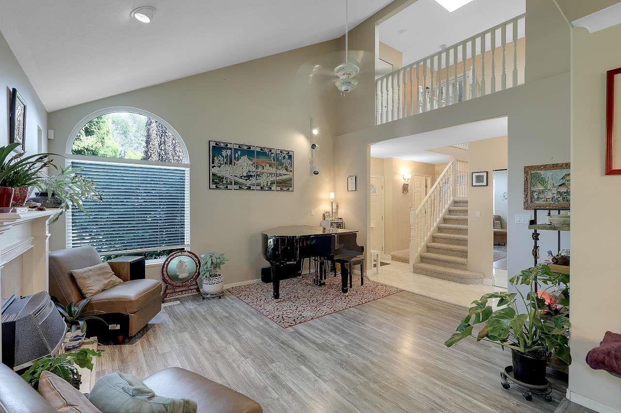 9465 164 Property Photo 4