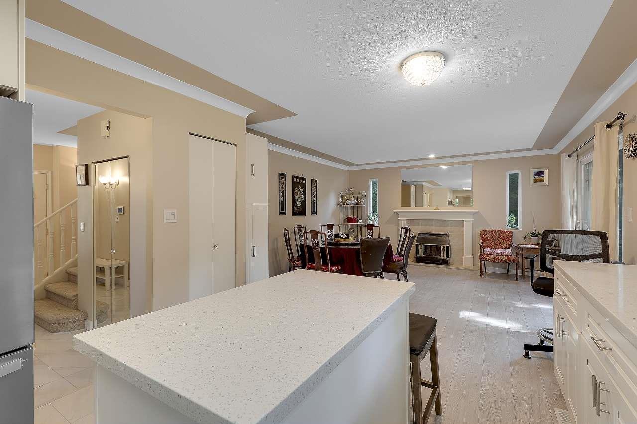 9465 164 Property Photo 8