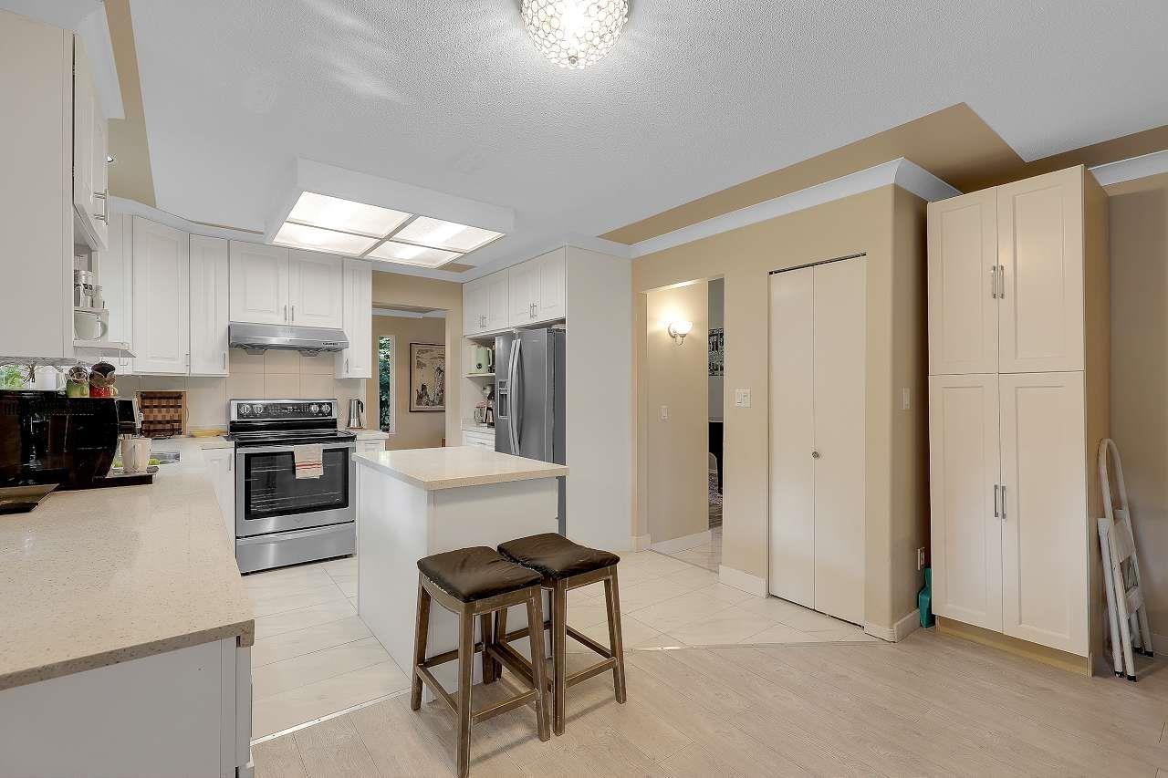 9465 164 Property Photo 11