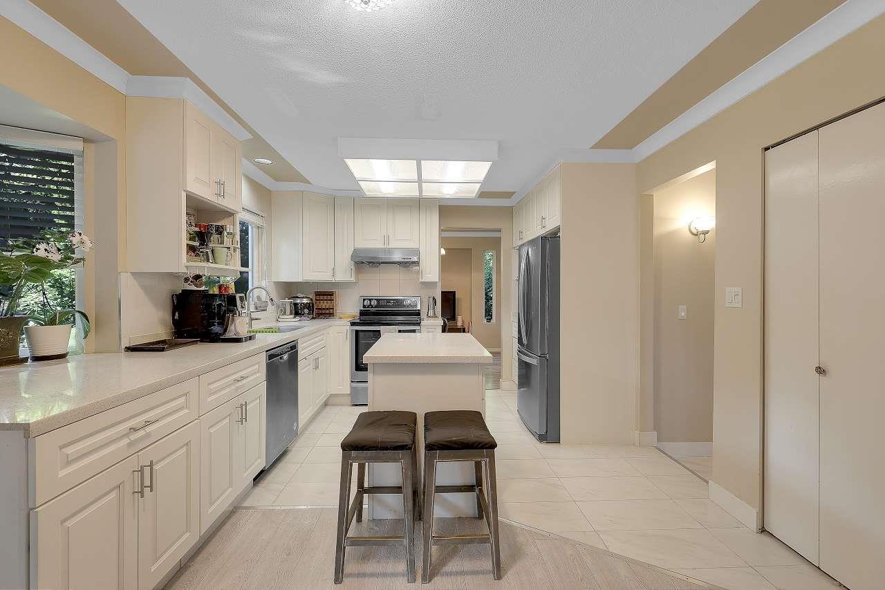 9465 164 Property Photo 12