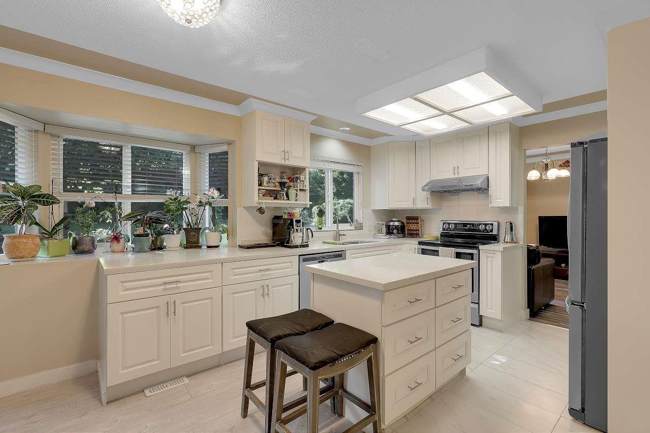 9465 164 Property Photo 13