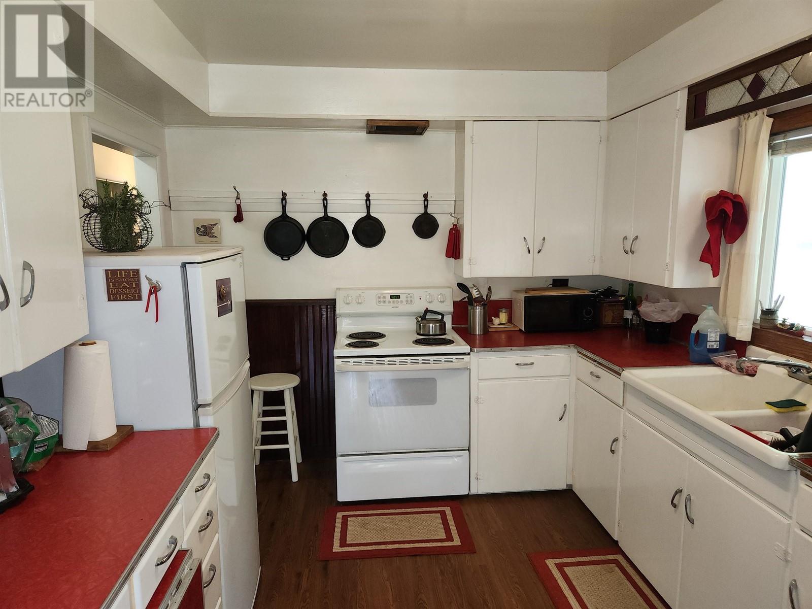 102 Garden Drive Property Photo 5