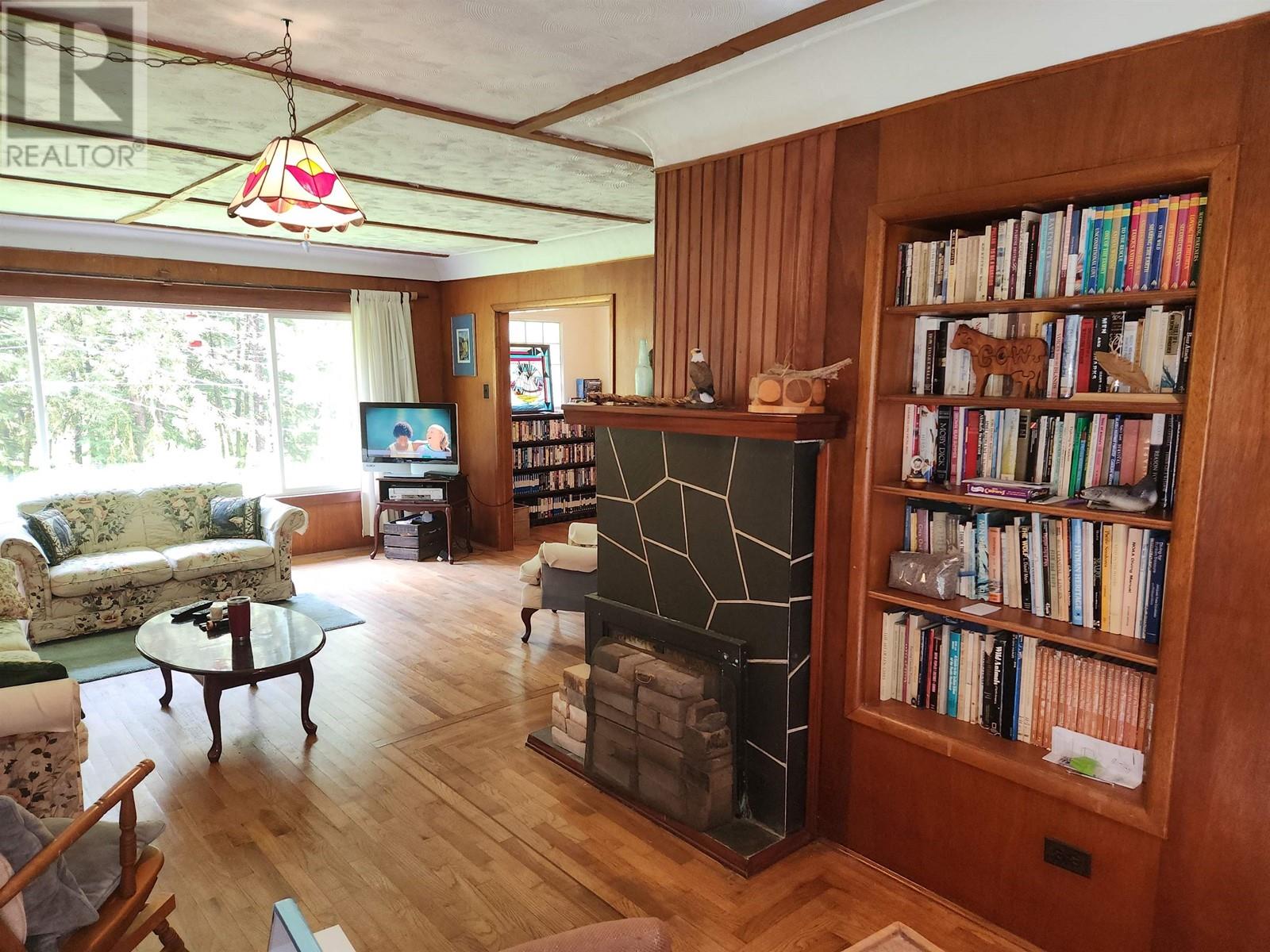 102 Garden Drive Property Photo 7