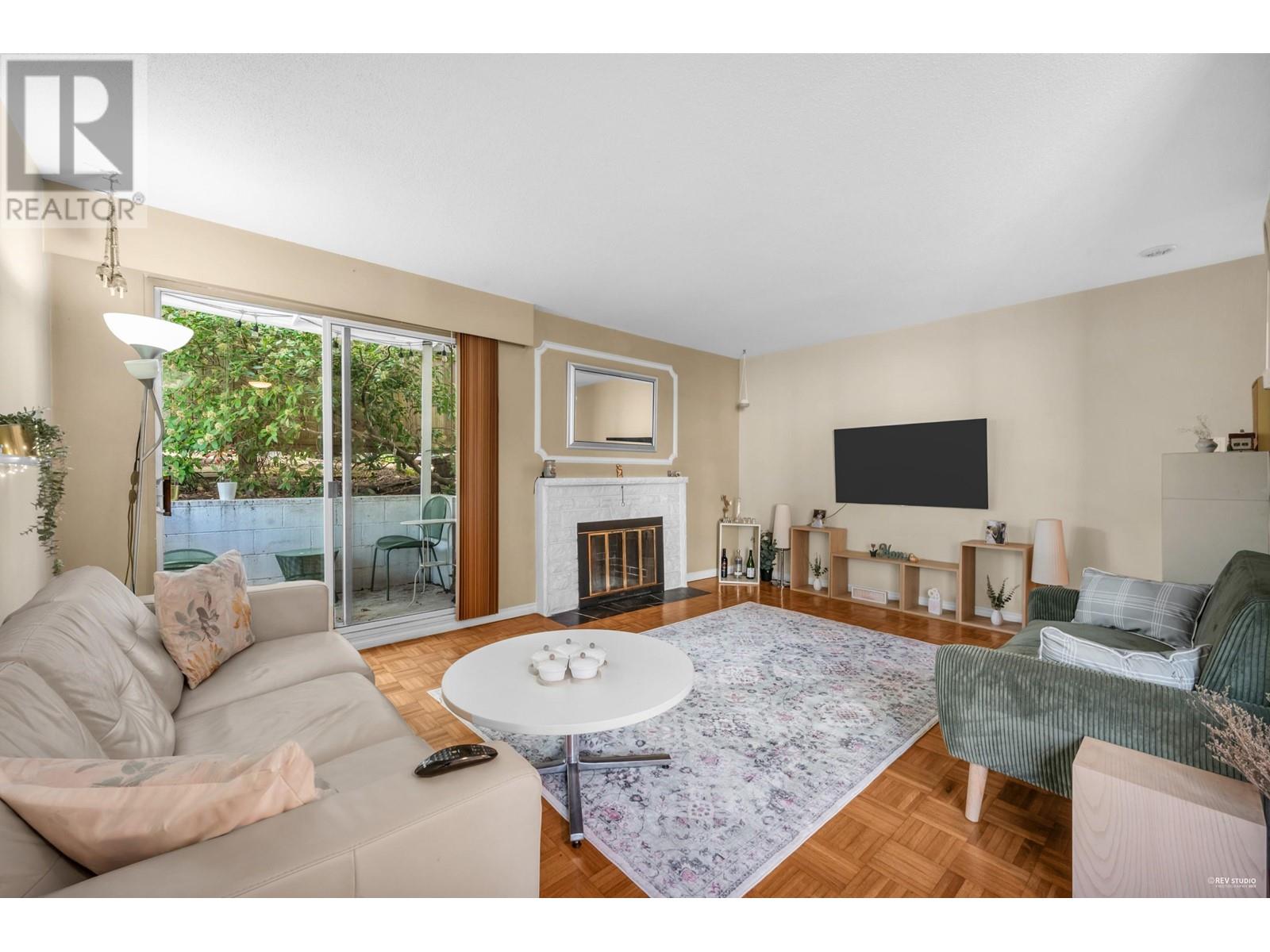 2 140 E 20th Street Property Photo 1