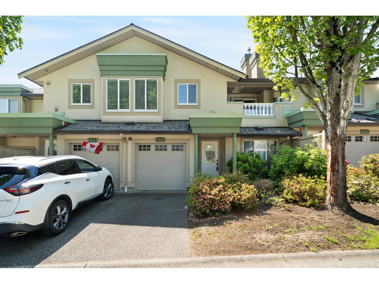 171 13888 70 AVENUE Property Photo 1