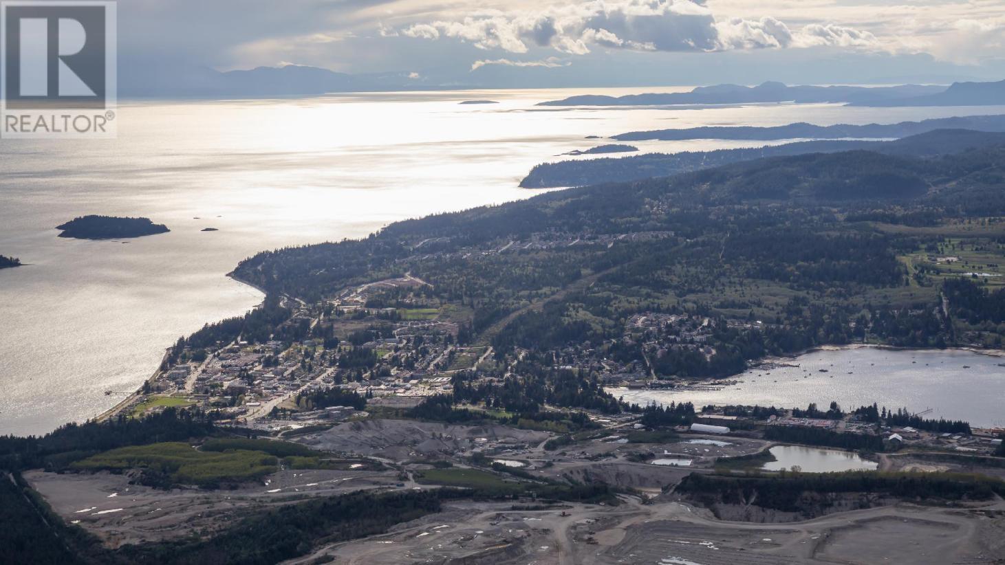 20 5288 Selma Park Road Property Photo 25