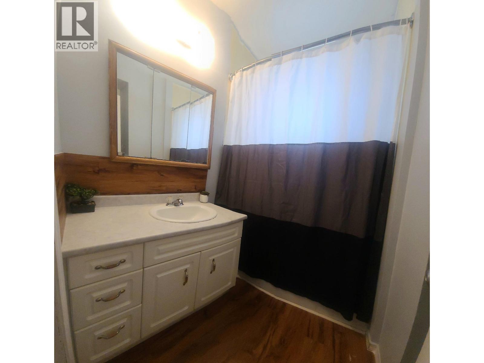 181 Keefe Road Property Photo 7