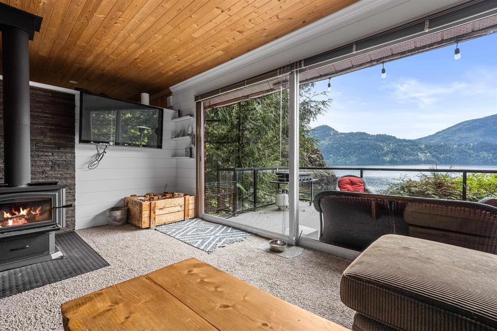 322 Echo Island, Harrison Lake Property Photo 15