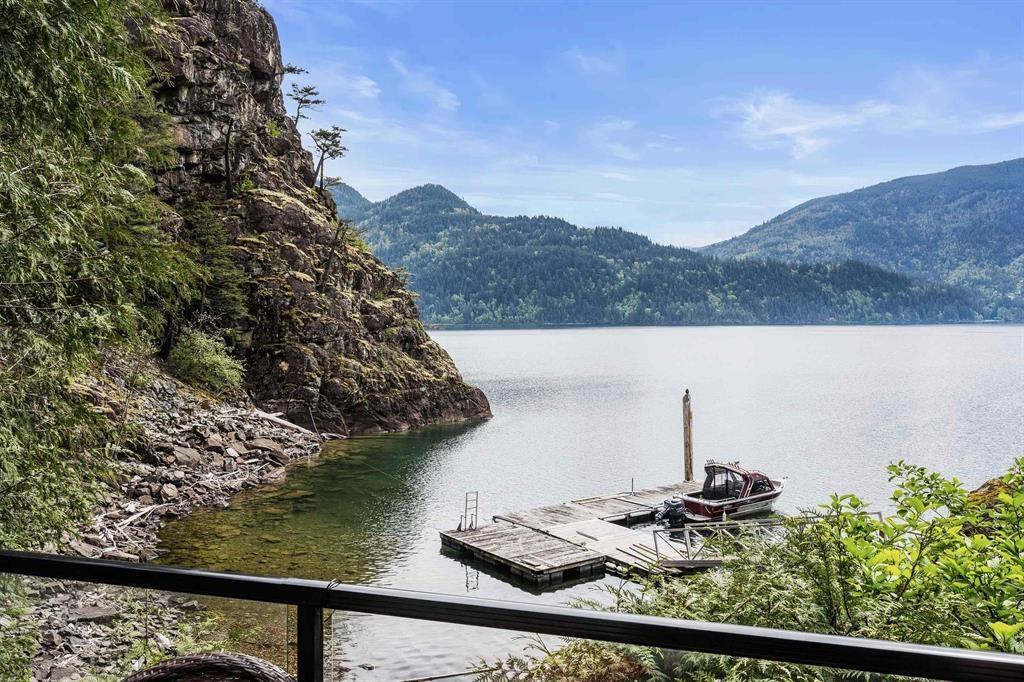 322 Echo Island, Harrison Lake Property Photo 20