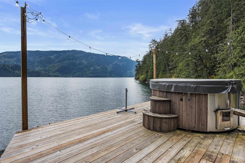 322 Echo Island, Harrison Lake Property Photo 29