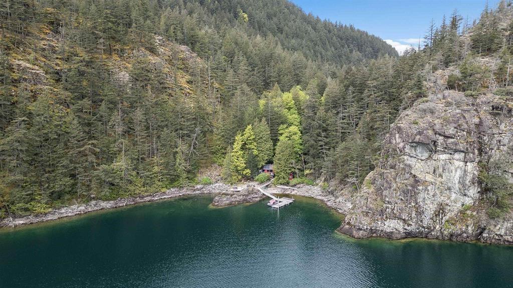 322 Echo Island, Harrison Lake Property Photo 33