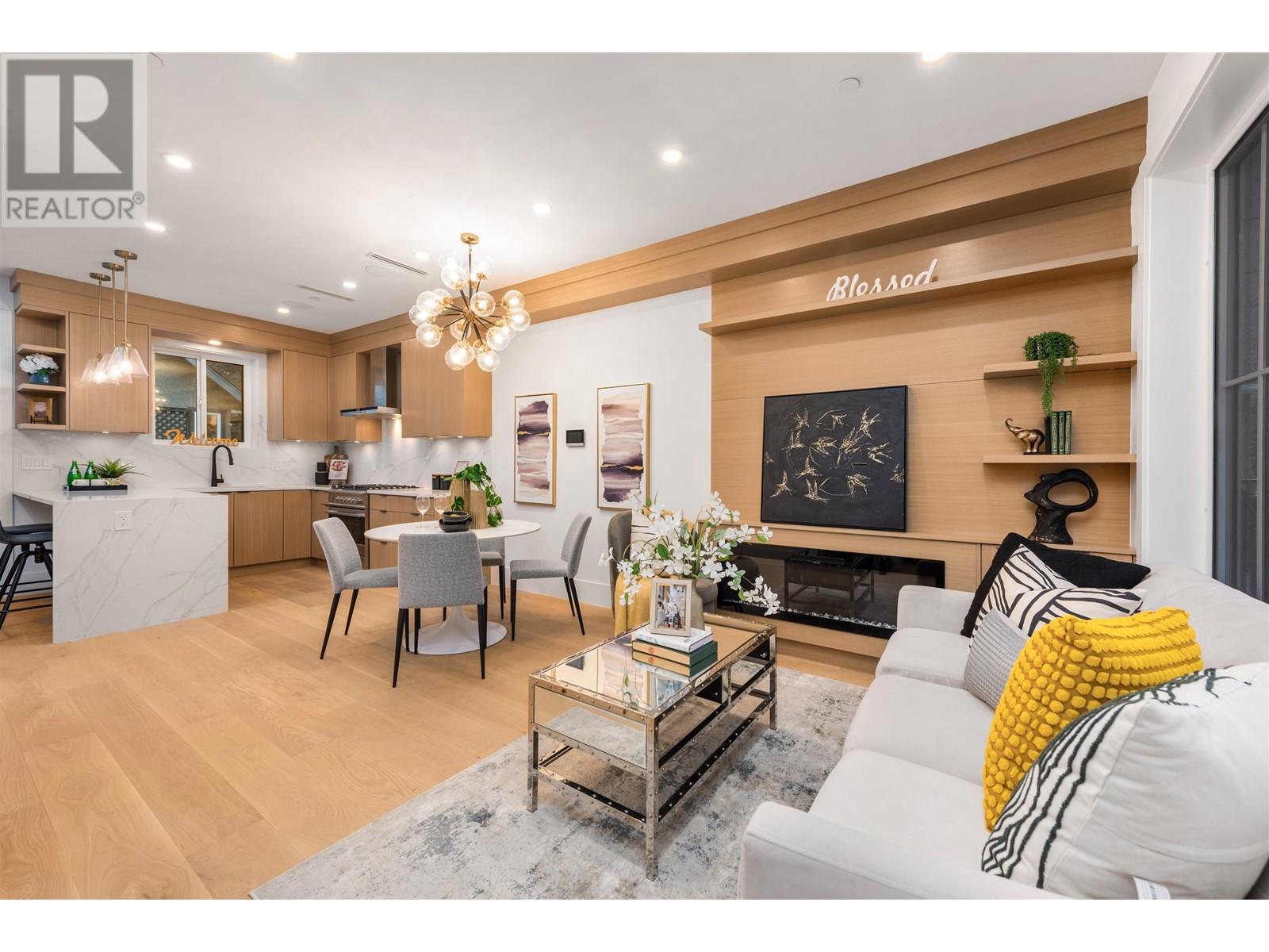 2052 FERNDALE STREET Property Photo 1