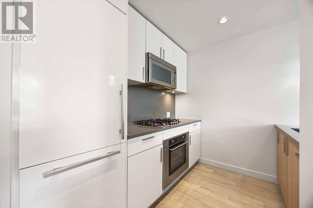520 5599 Cooney Road Property Photo 12