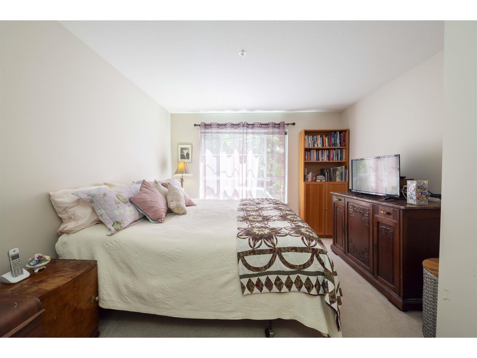 208 15185 22 Avenue Property Photo 17
