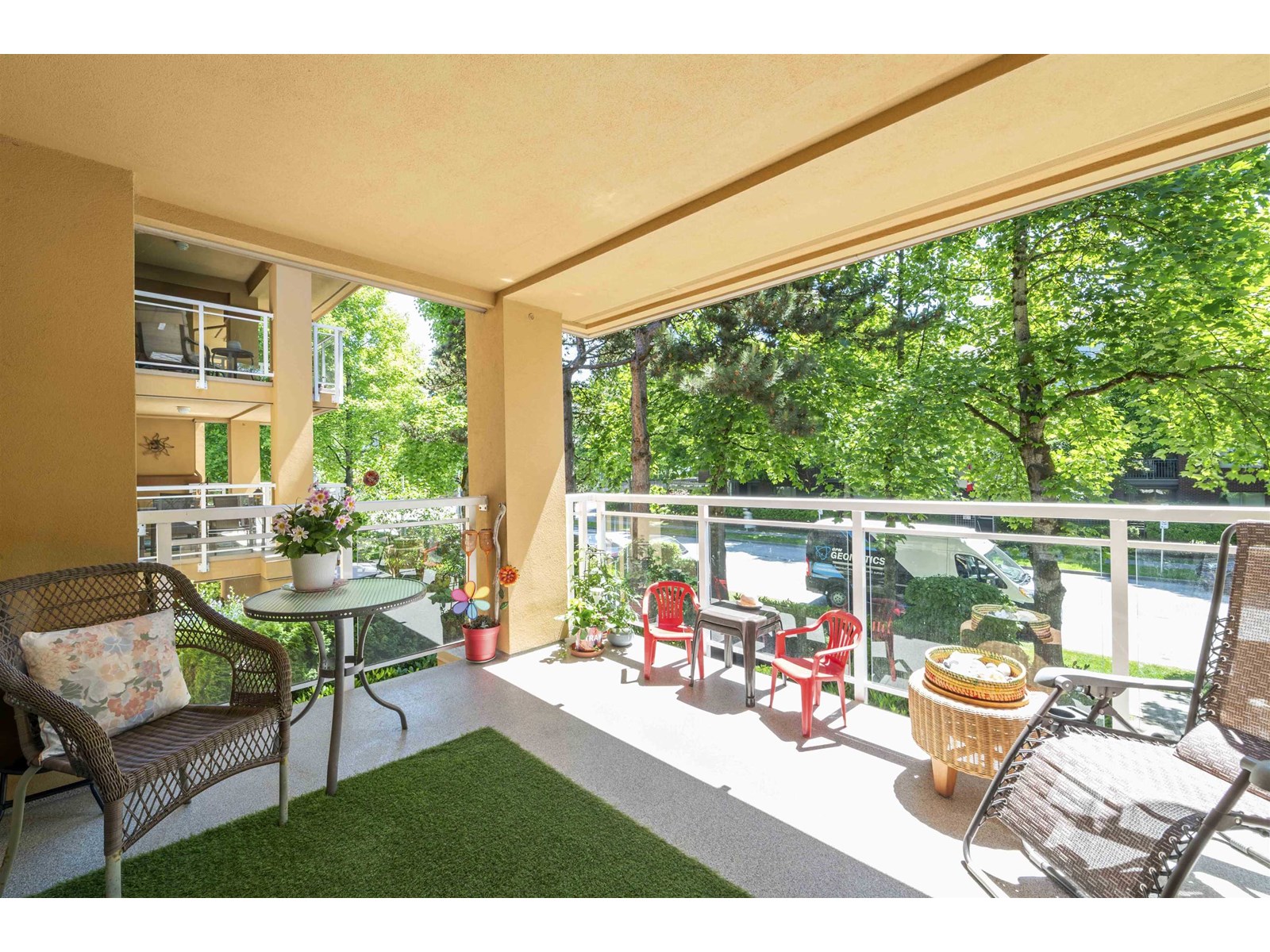 208 15185 22 Avenue Property Photo 26