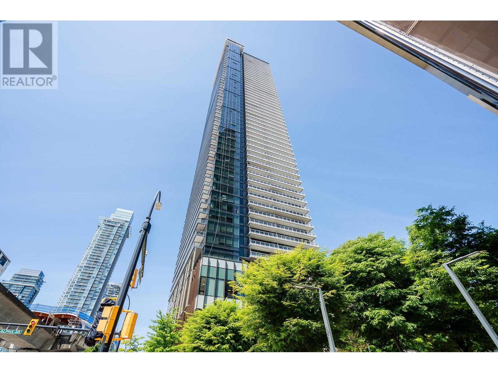 1505 1955 Alpha Way Property Photo 1