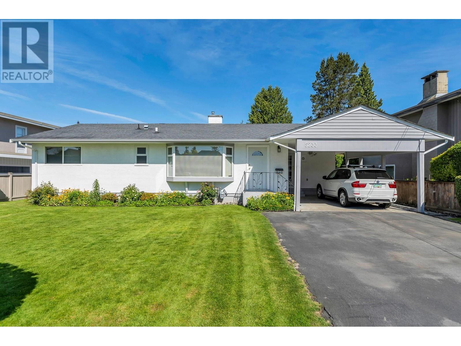 5233 WESTMINSTER AVENUE Property Photo 1