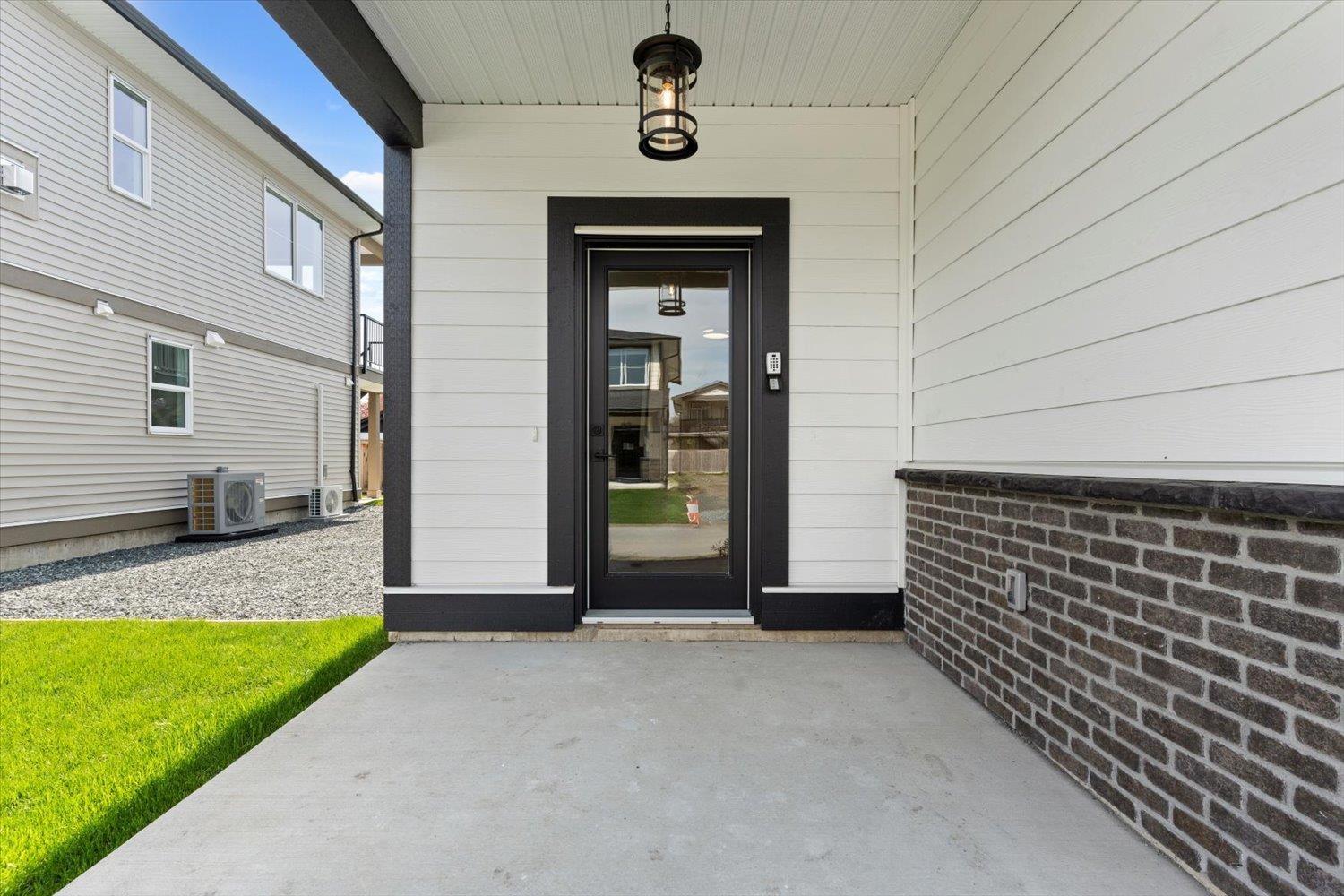 46058 Bonny Avenue #7 Property Photo 4