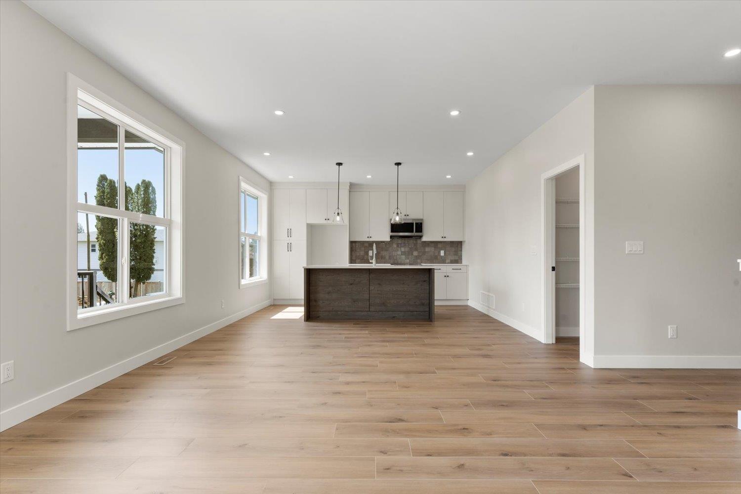 46058 Bonny Avenue #7 Property Photo 11