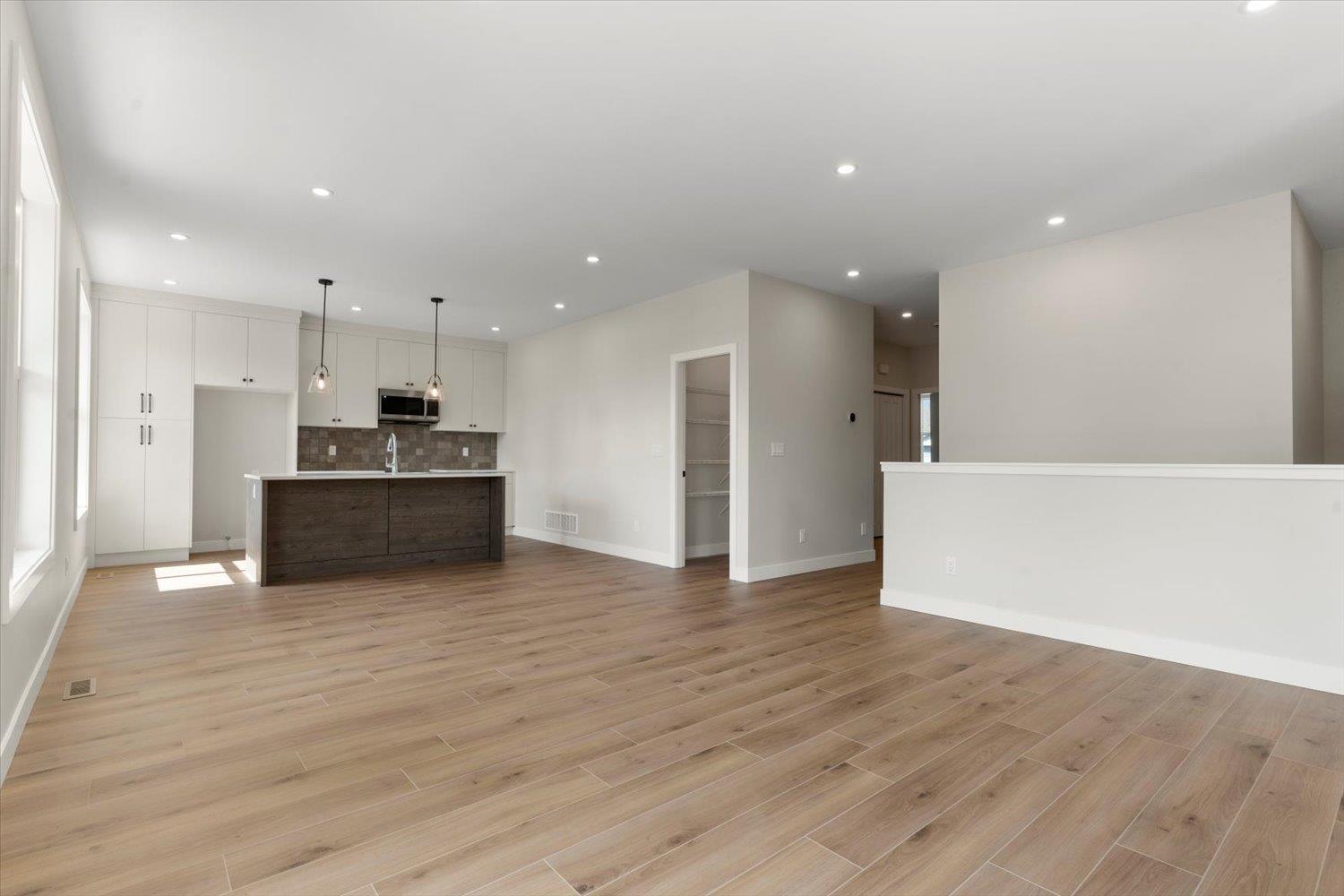 46058 Bonny Avenue #7 Property Photo 12