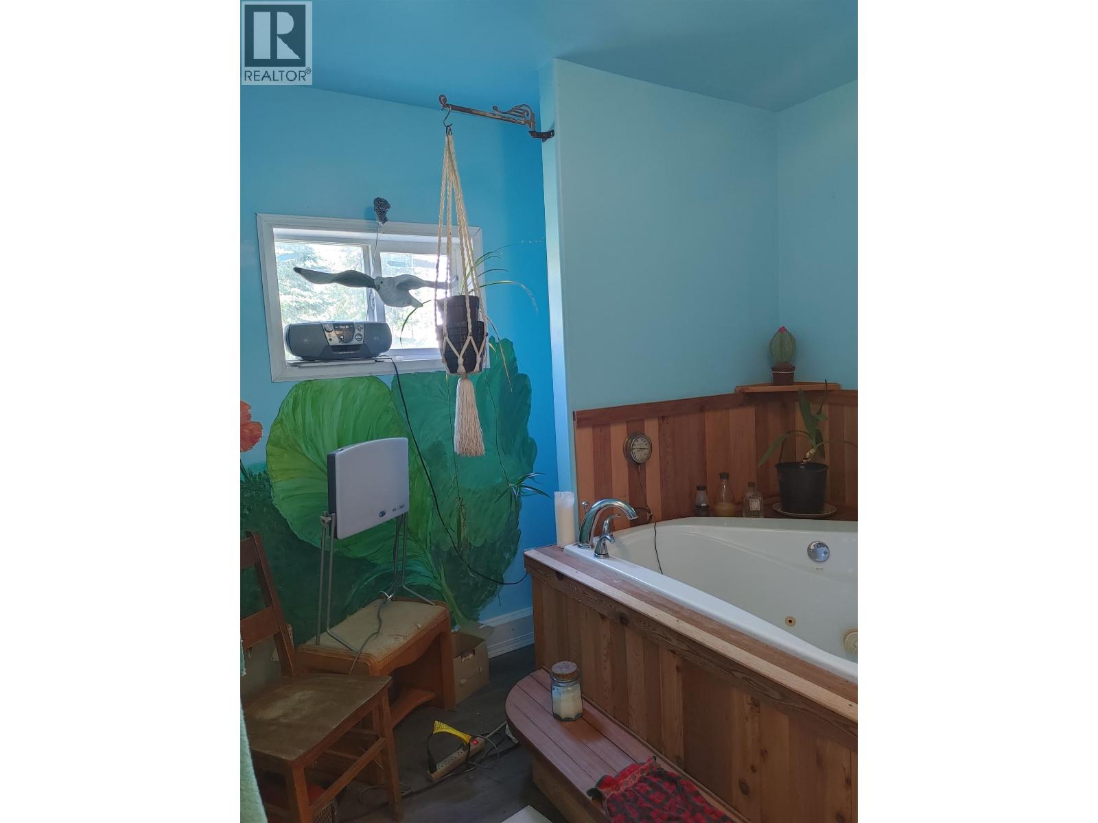7814 Little Fort 24 Highway Property Photo 26