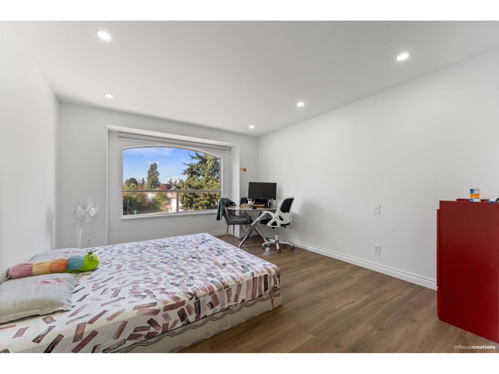 21 7140 132 Street Property Photo 20