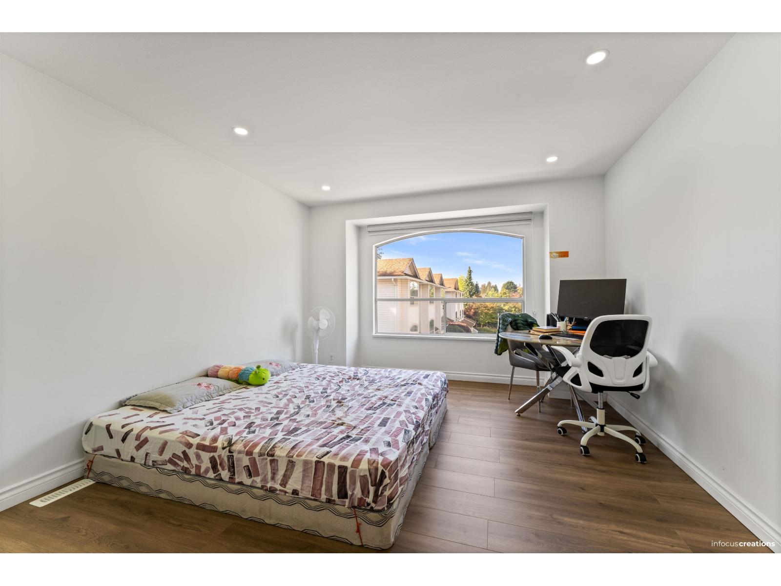 21 7140 132 Street Property Photo 21