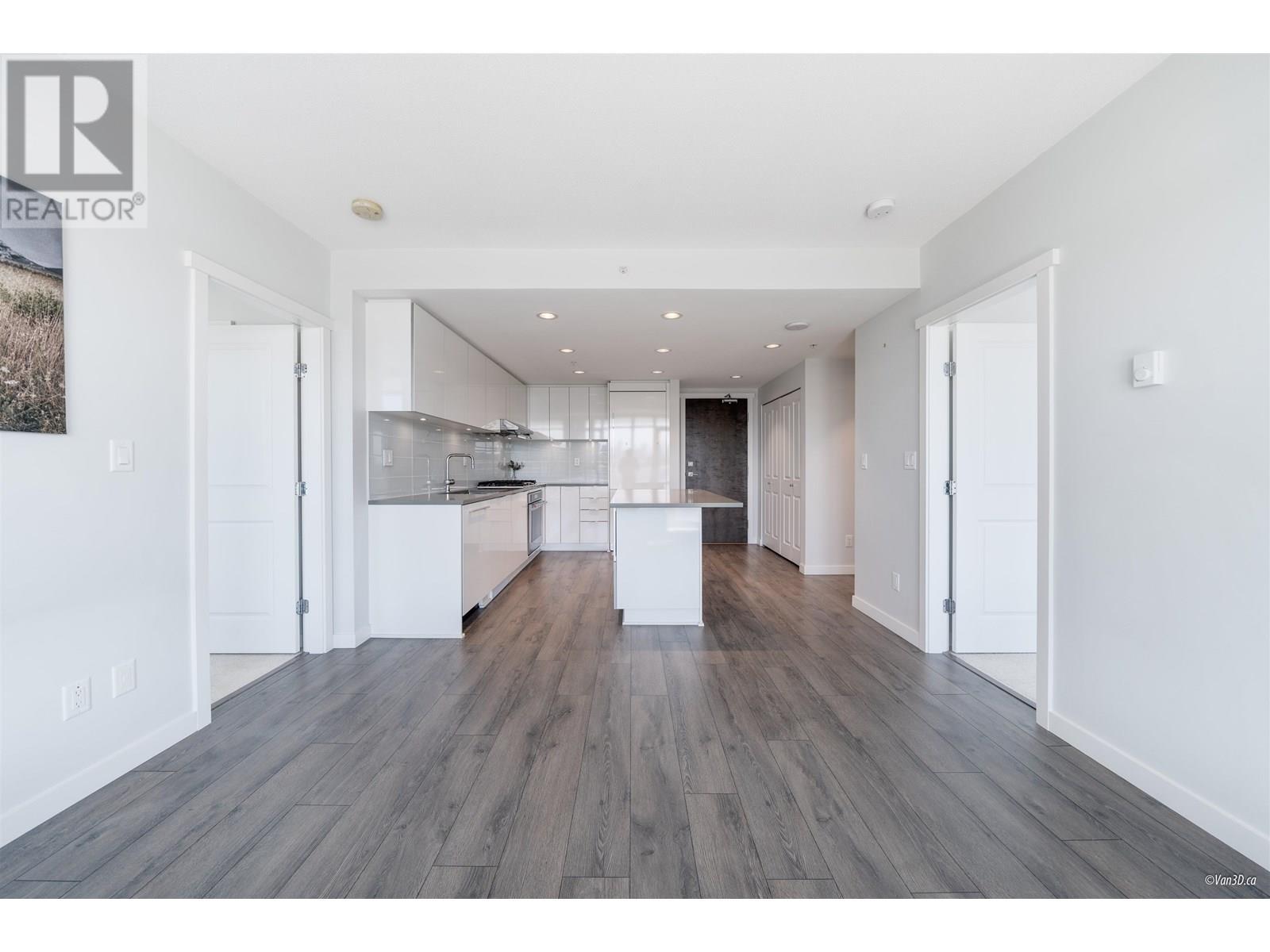 1402 2388 Madison Avenue Property Photo 4