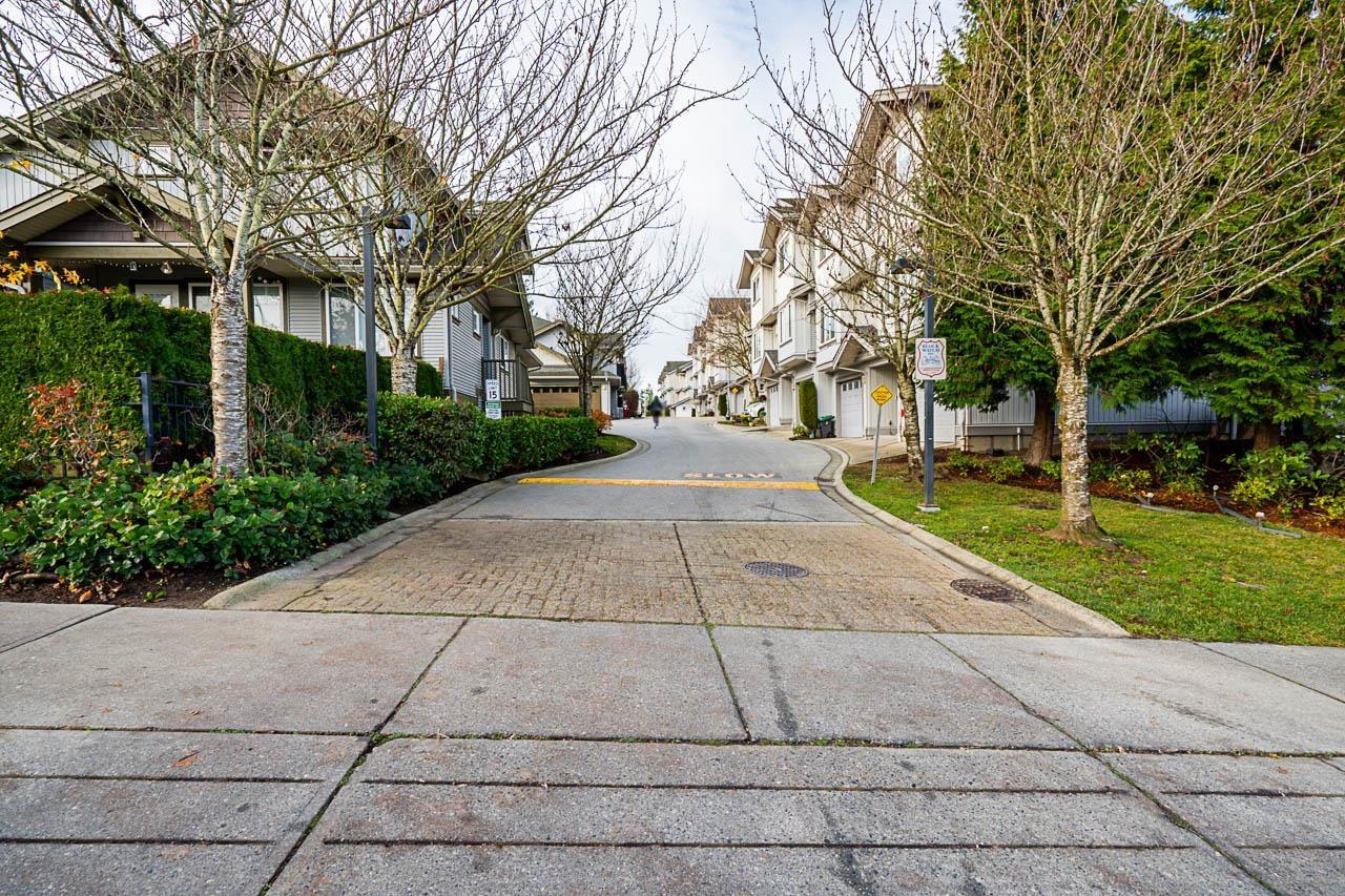 27 12040 68 AVENUE Property Photo 1