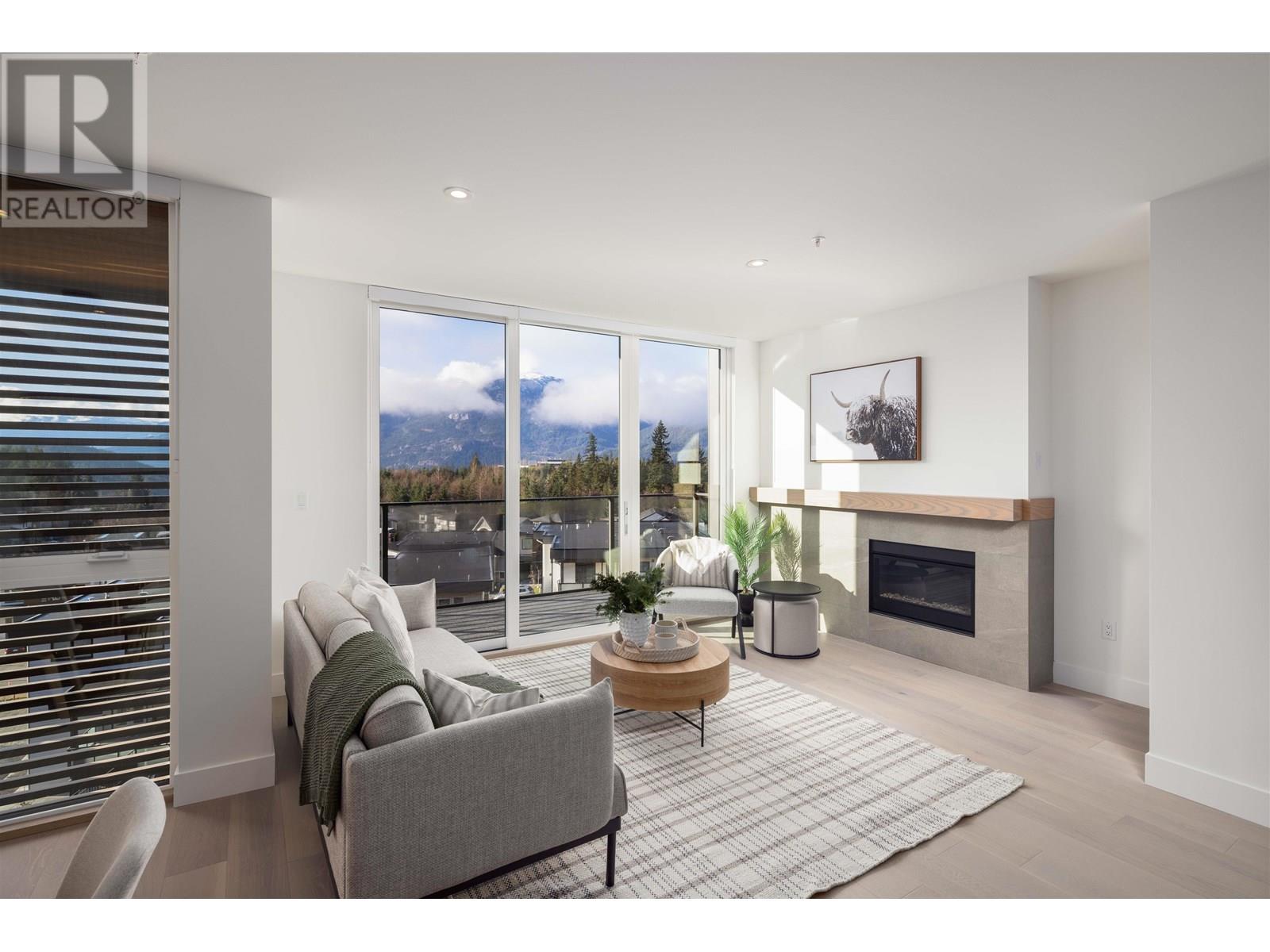 307 3405 Mamquam Road Property Photo 10