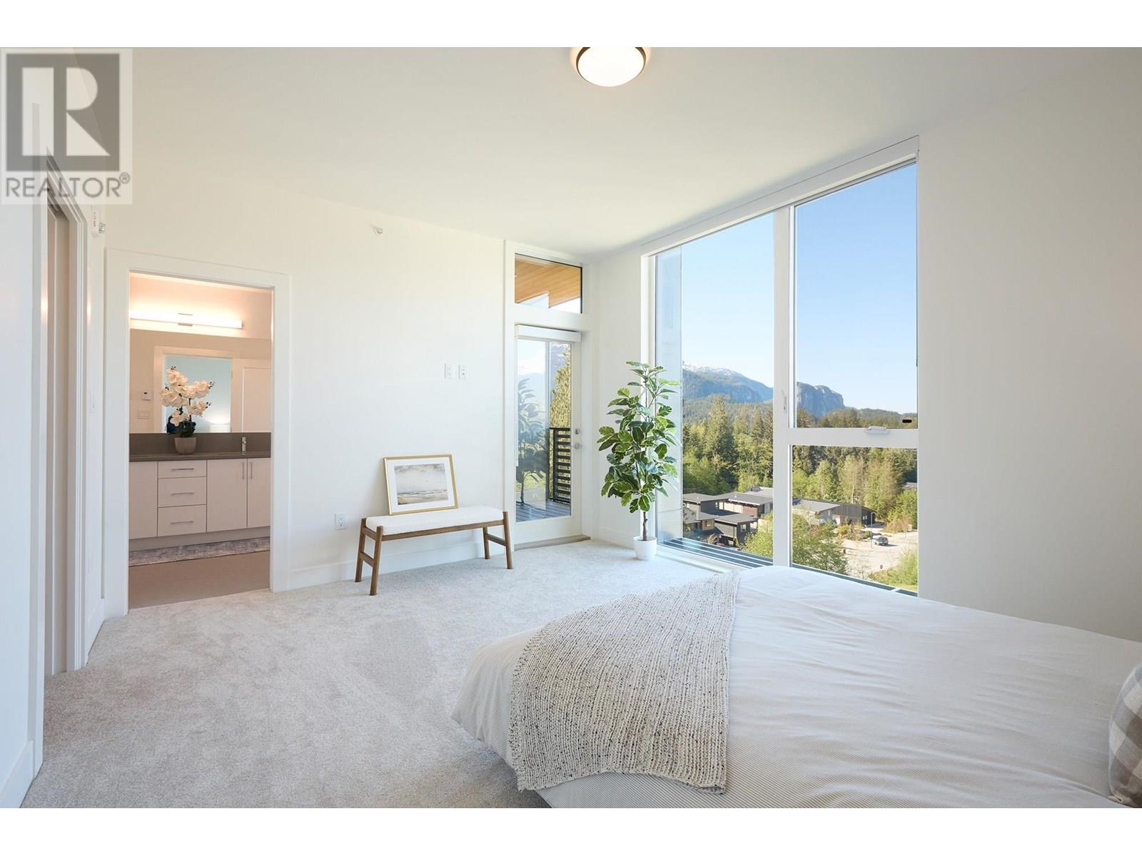 307 3405 Mamquam Road Property Photo 15