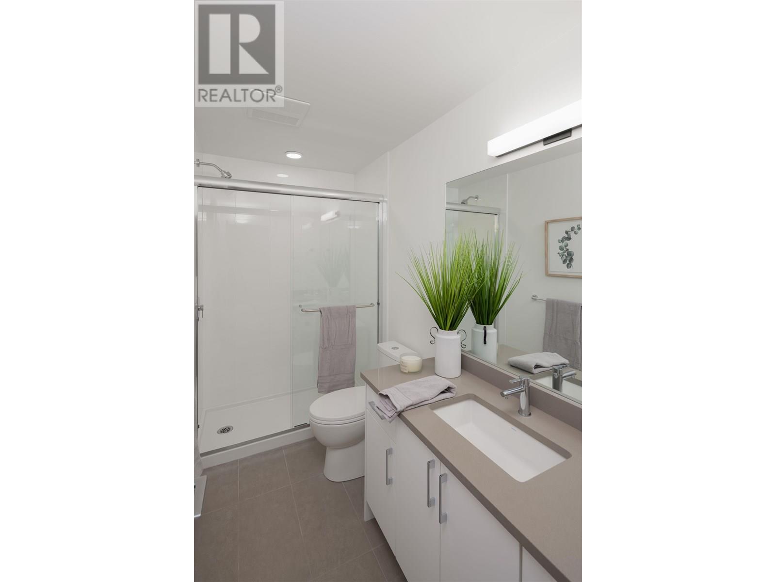 307 3405 Mamquam Road Property Photo 21