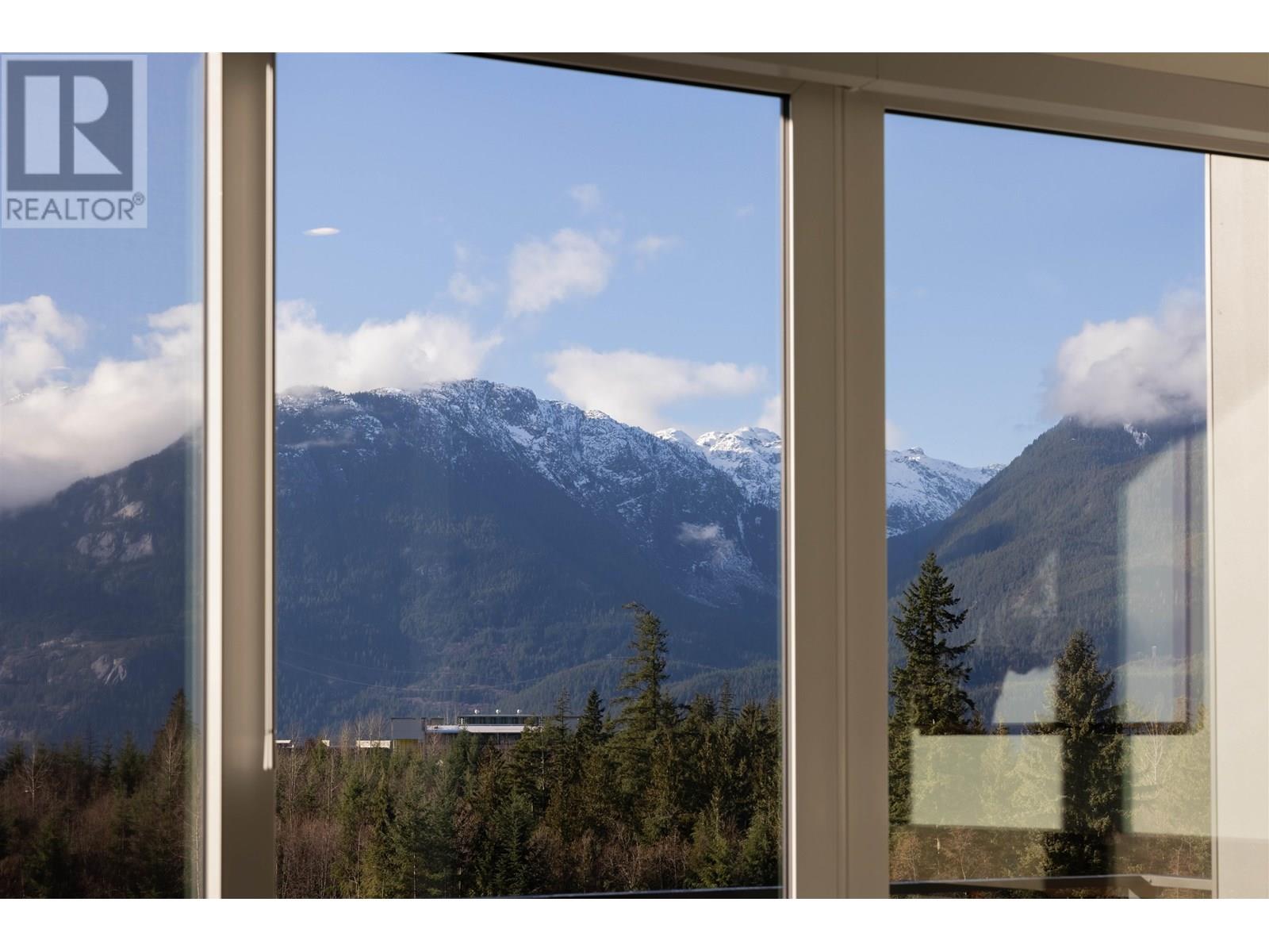 307 3405 Mamquam Road Property Photo 25