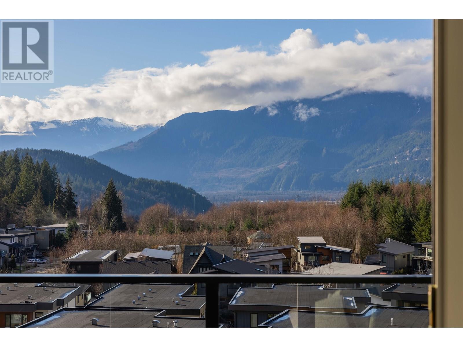 307 3405 Mamquam Road Property Photo 27