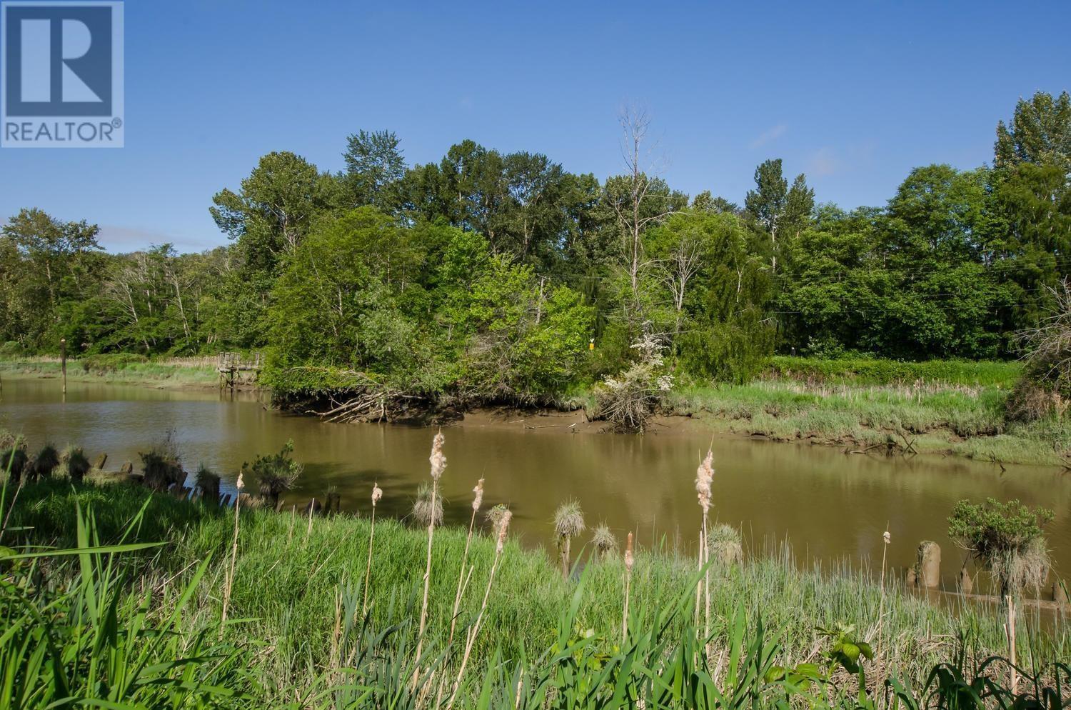 109 4955 River Road Property Photo 2