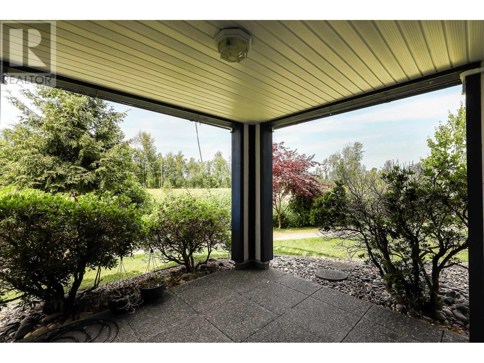 109 4955 River Road Property Photo 4
