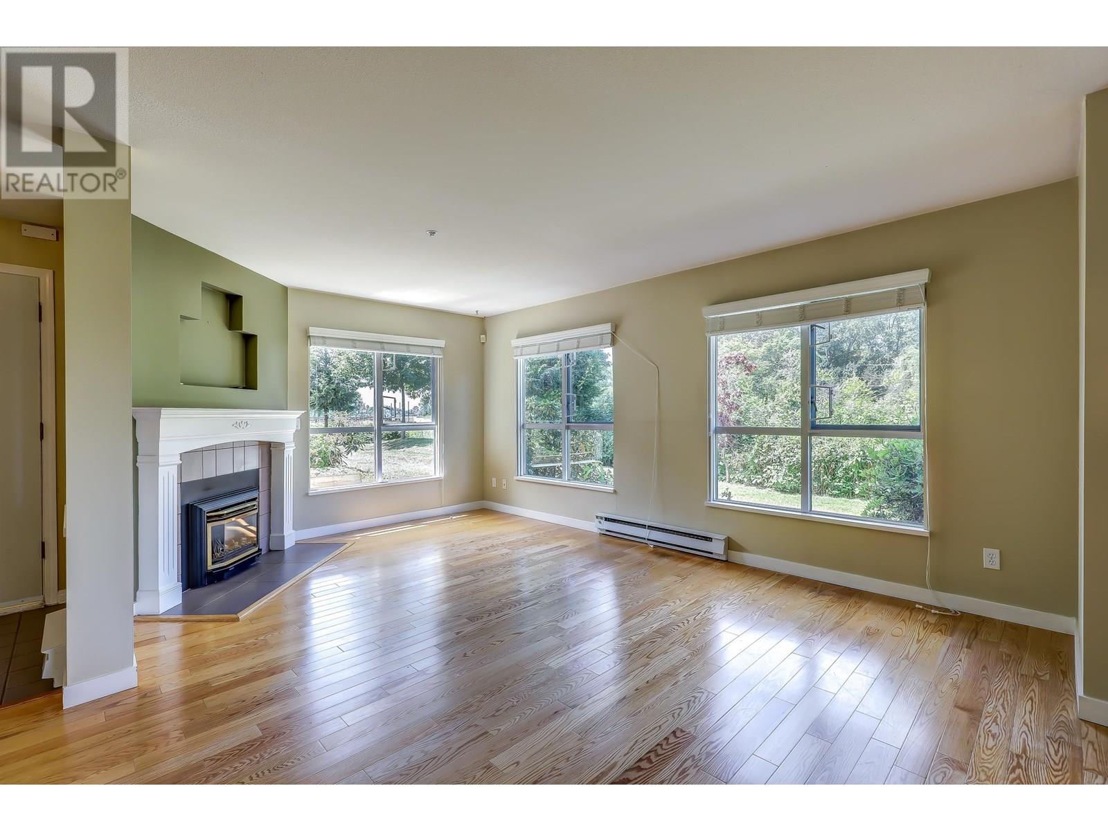 109 4955 River Road Property Photo 8