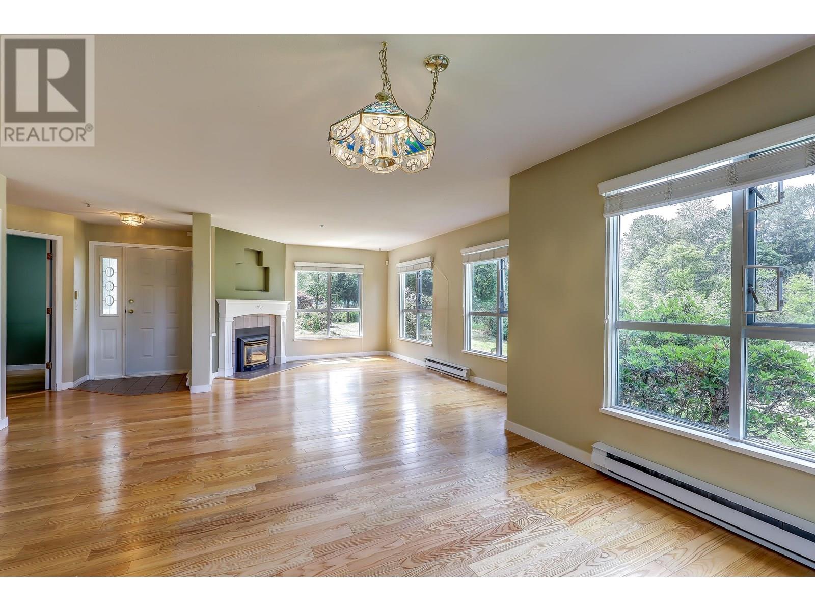 109 4955 River Road Property Photo 13