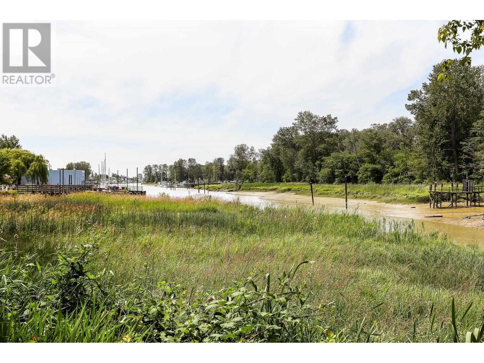 109 4955 River Road Property Photo 35