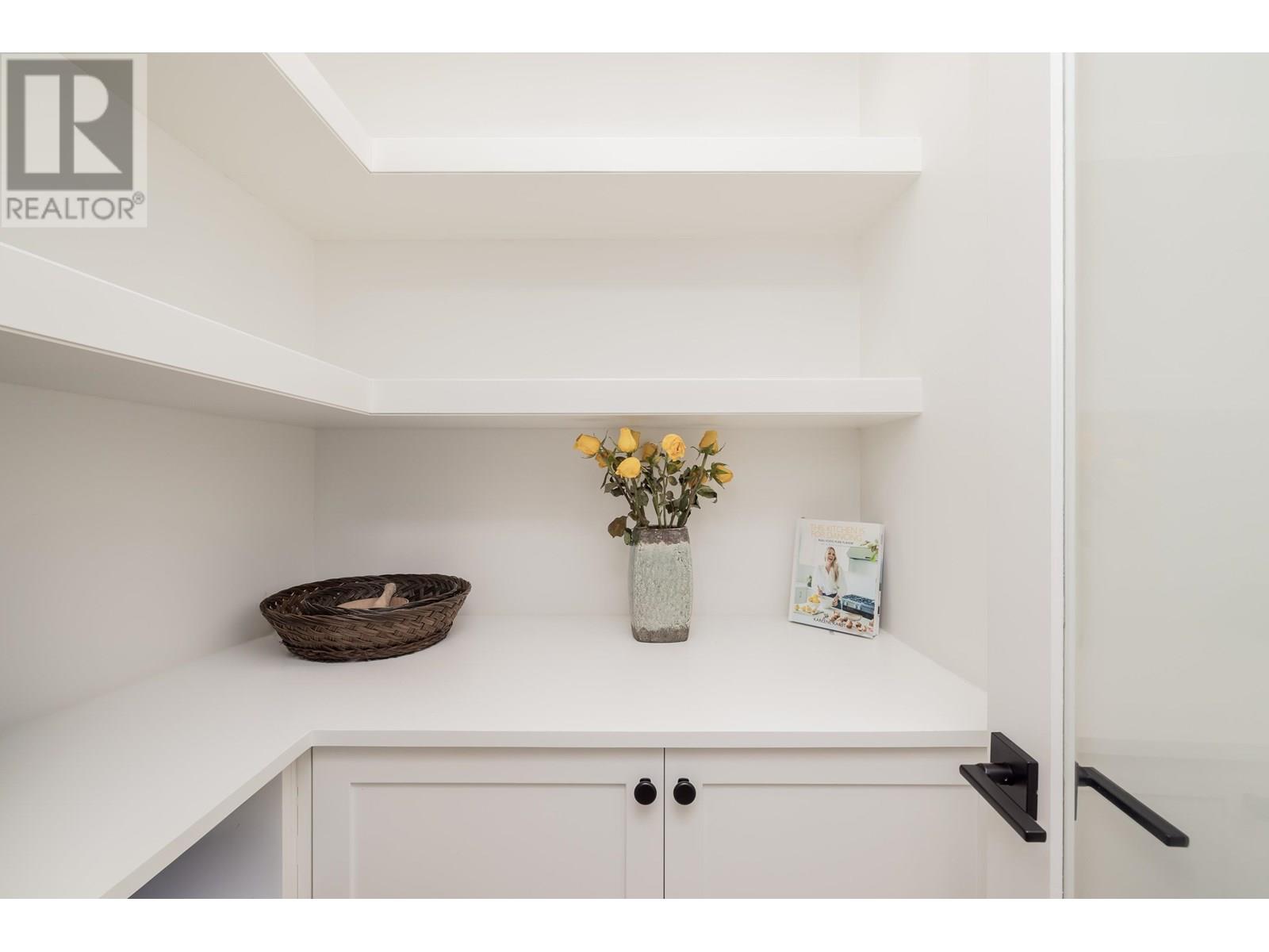 222 66 Street Property Photo 15